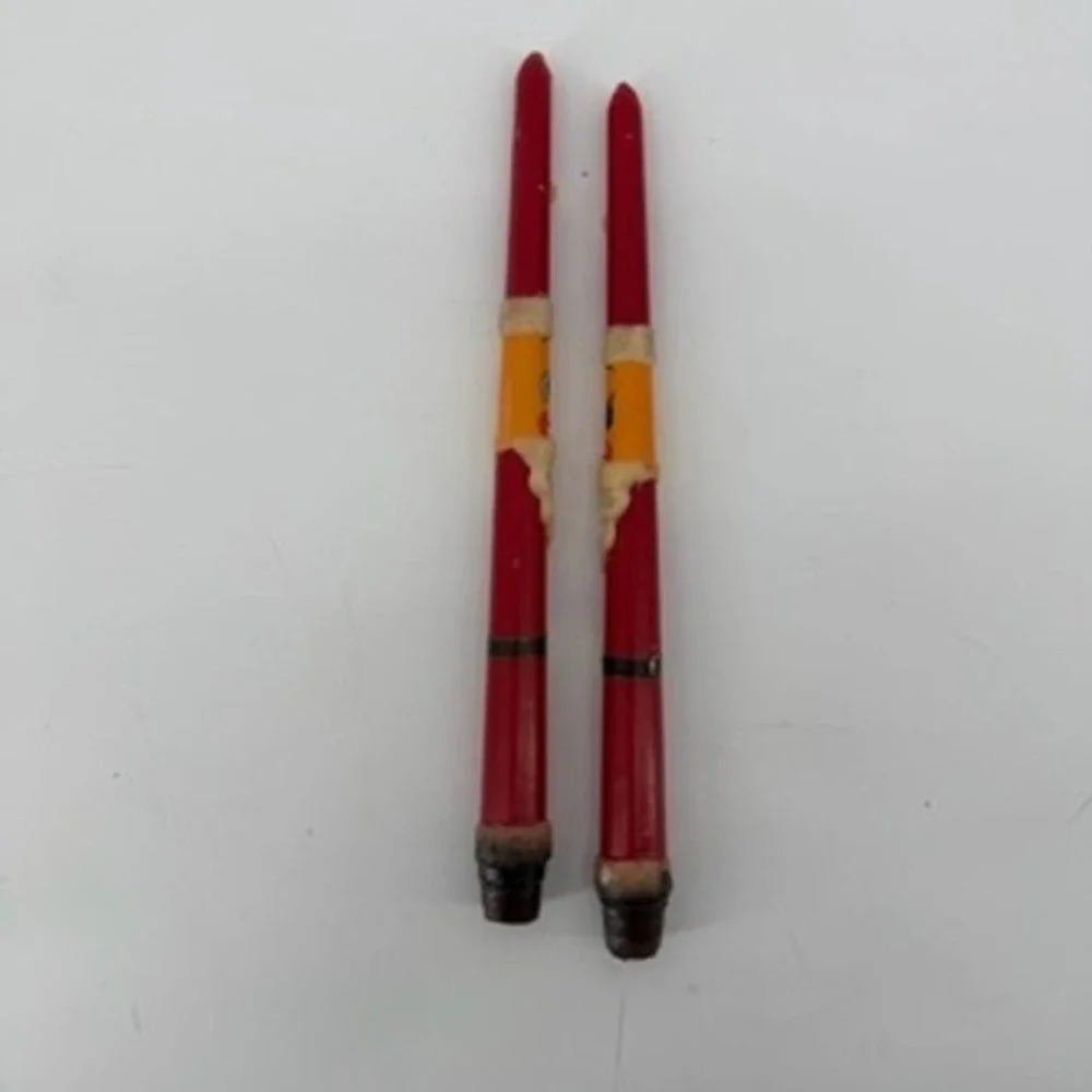 Vintage Snowflake 12 Inch Santa Claus Christmas Novelty Taper Candles Set of 2